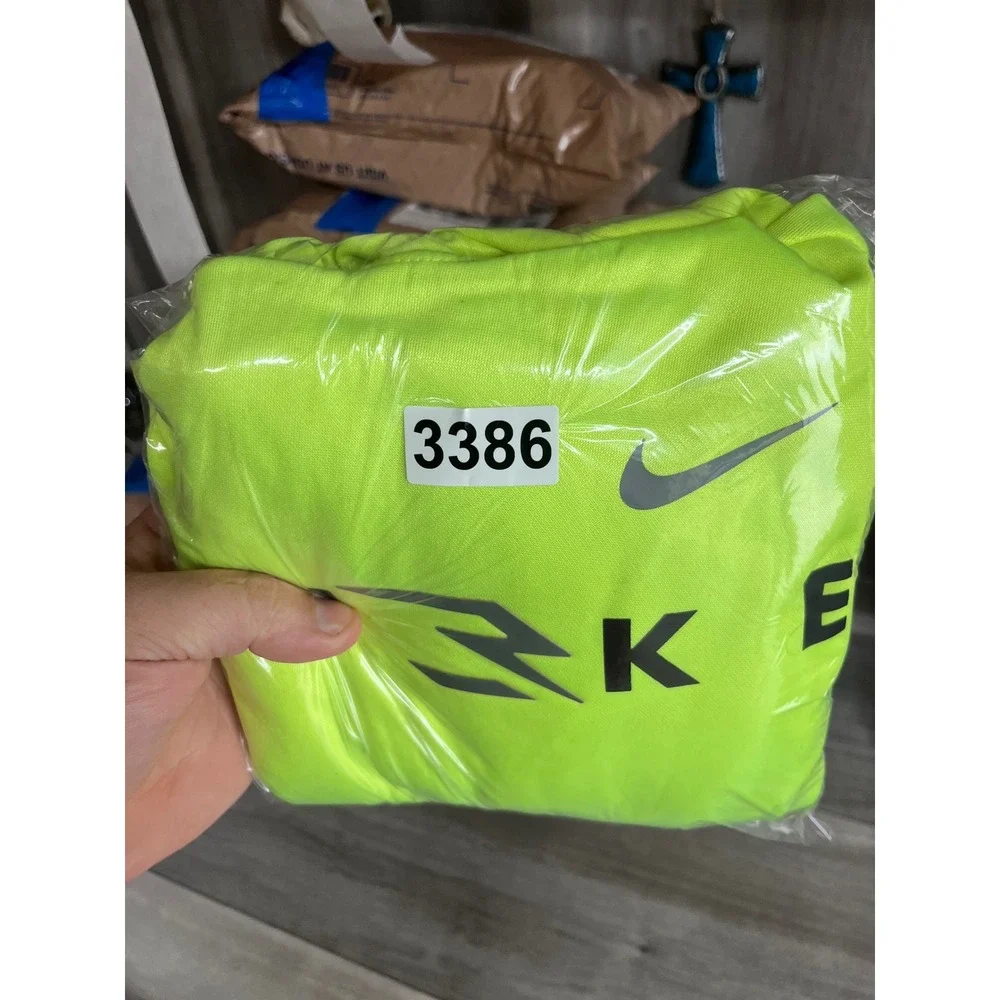Nike 3 Brand Hoodie Boys Large Neon‎ Yellow Dri-FIT Russell Wilson 3386